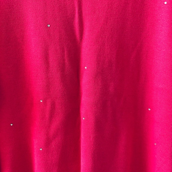 GORGEOUS QUACKER FACTORY TEE IN MAGENTA LARGE W/A FEW SEQUINS SCATTERED FRONT - Picture 3 of 7